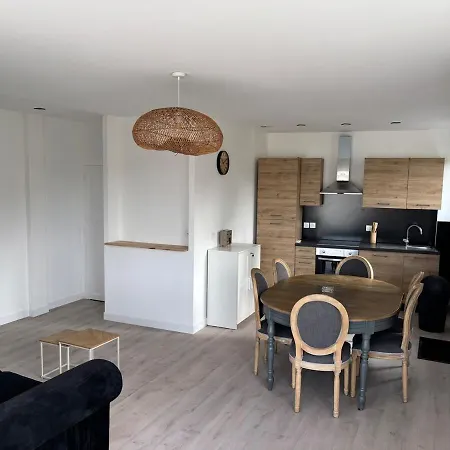 Maison Proche Royan Tatil Evi *