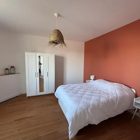 Maison Proche Royan Tatil Evi *